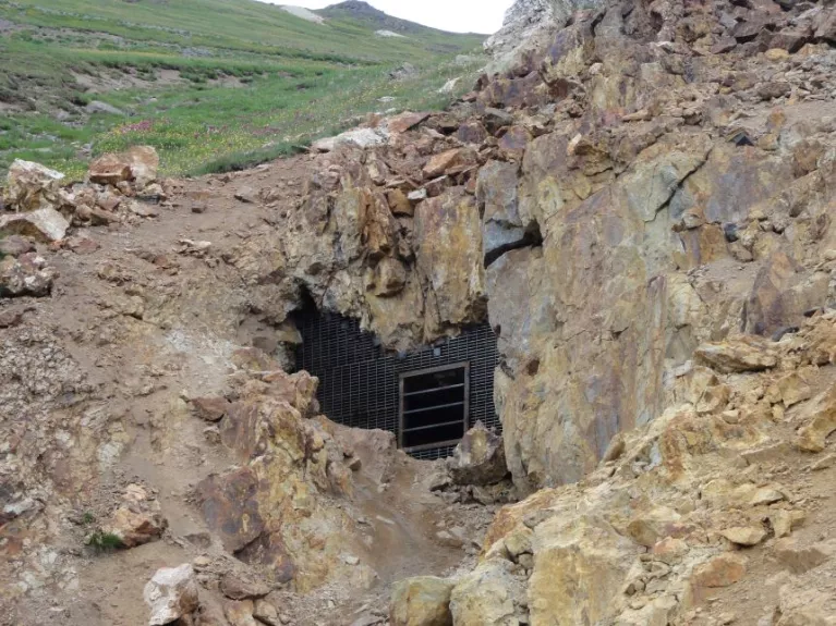 Photo of safeguarded abandoned mine shaft