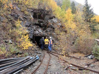 Photo of DRMS staff at abandoned mine opening